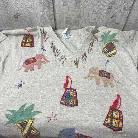 Vintage Unique Beaded Elephants Womens M V Neck Shirt Beige Artsy Crochet Trim - Picture 3 of 7